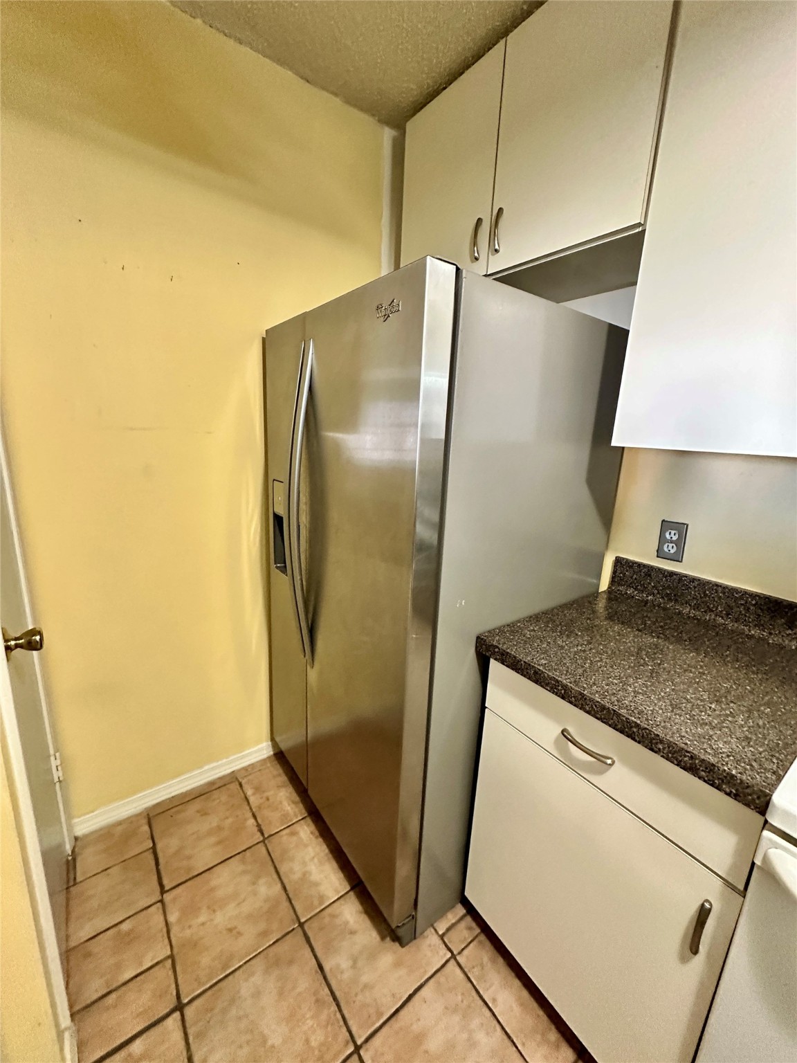 2121 Hepburn Street, Unit 808 Houston, TX 77054 - Photo 19 of 20 Refrigerator
