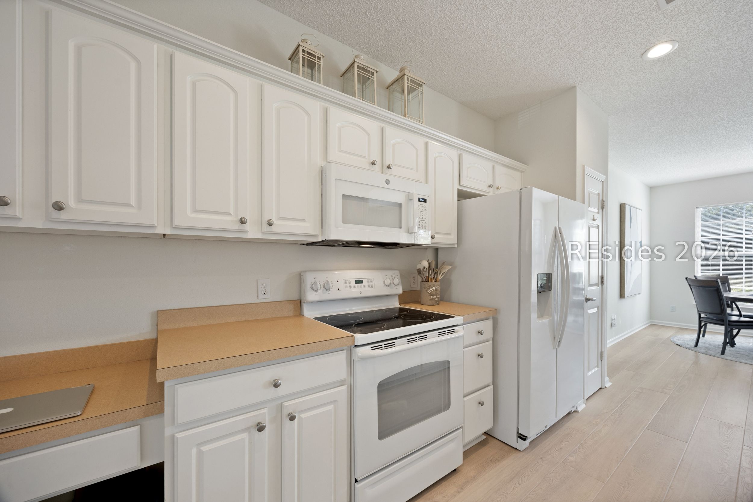 343 Landing Lane Bluffton, SC 29909 - Photo 9 of 20 Kitchen