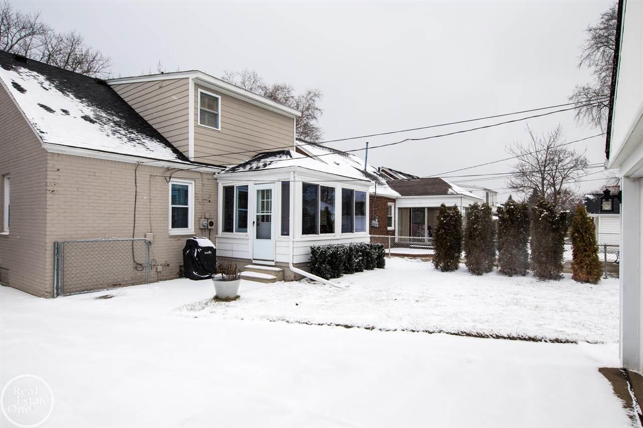 374 Ridgemont Road Grosse Pointe Farms, MI 48236 - Photo 25 of 25
