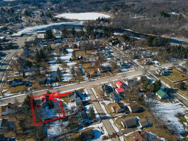 $249,900 | 215 North Oxford Street, Wautoma, WI 54982