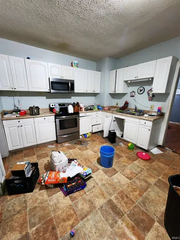 $64,995 | 219 West Church Street, Cambridge City, IN 47327