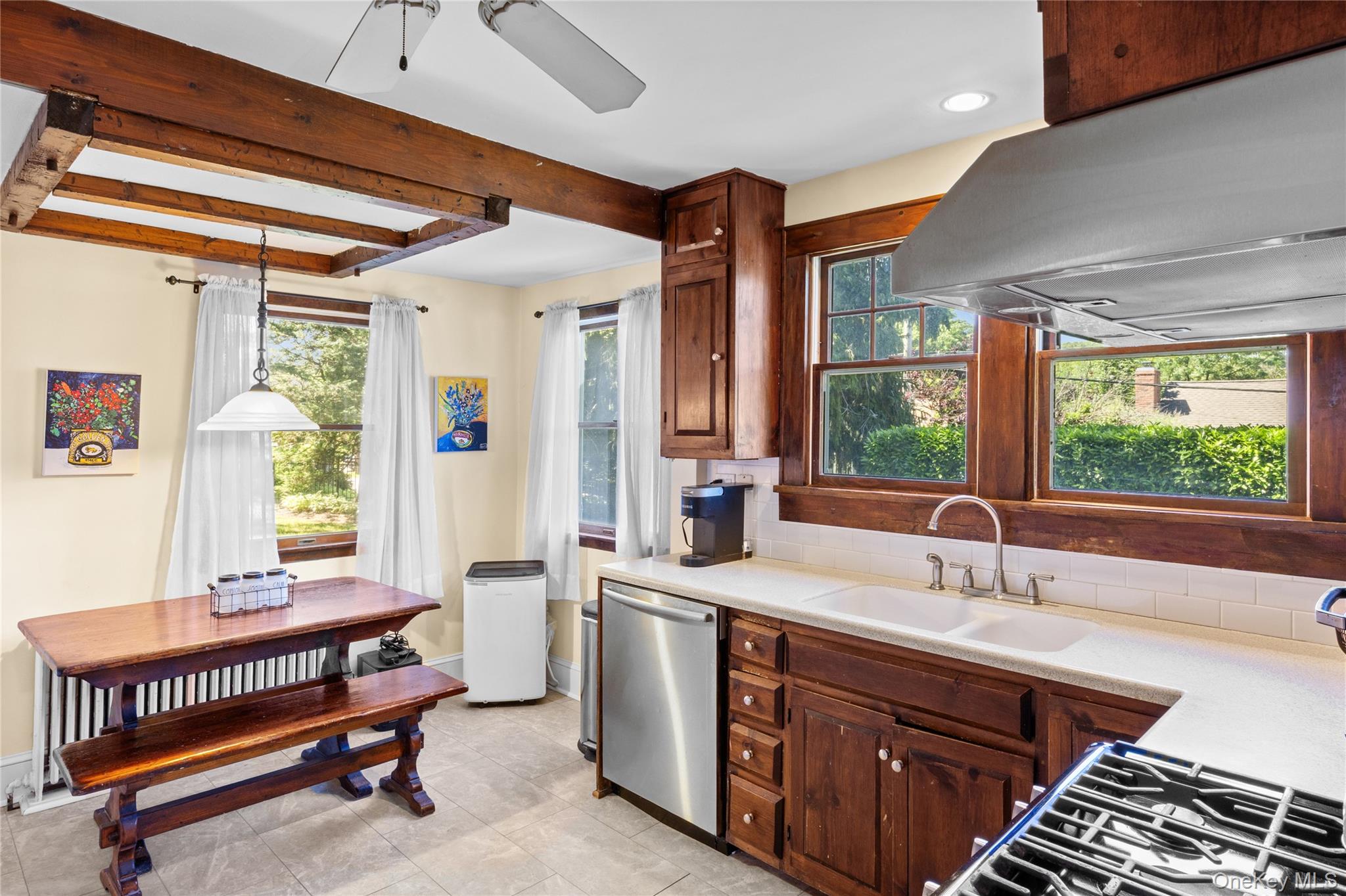 217 Soundview Road Huntington, NY 11743 - Photo 20 of 50