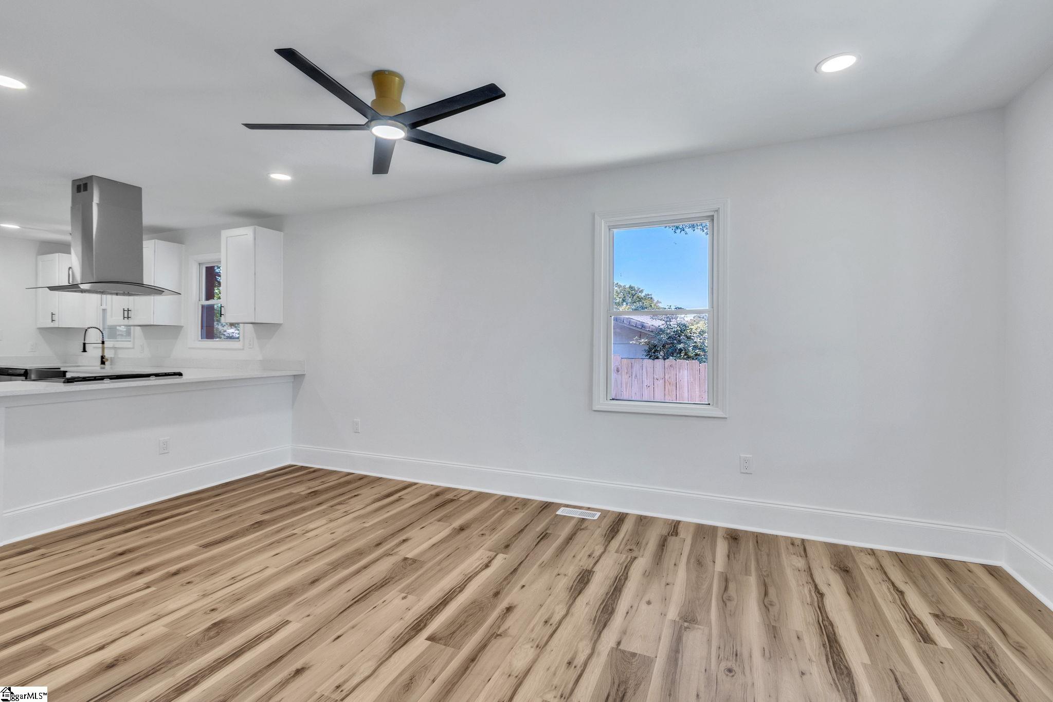 7 Hendricks Street Greenville, SC 29607 - Photo 9 of 29 Gallery Image 9