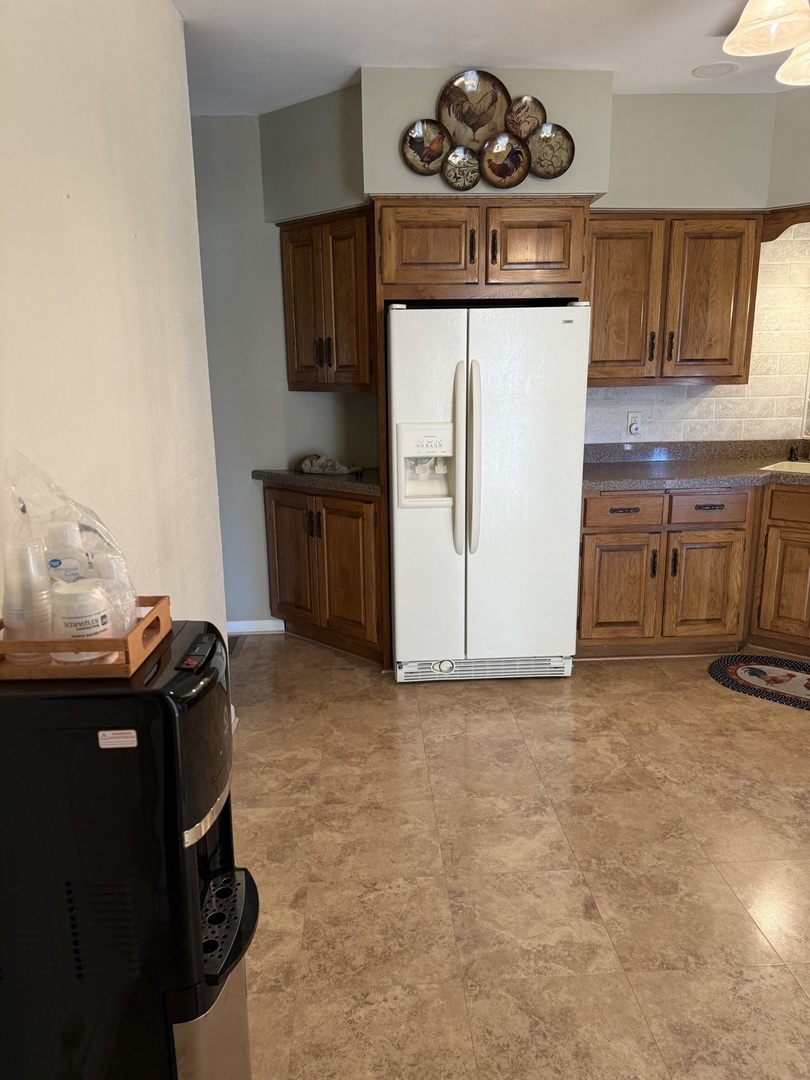 7707 Highway 20 Freeport, IL 61032 - Photo 16 of 47