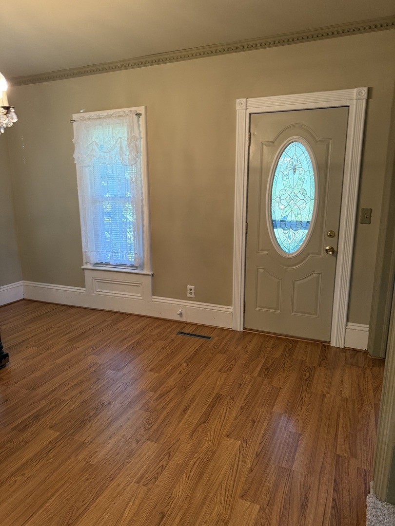 7707 Highway 20 Freeport, IL 61032 - Photo 5 of 47