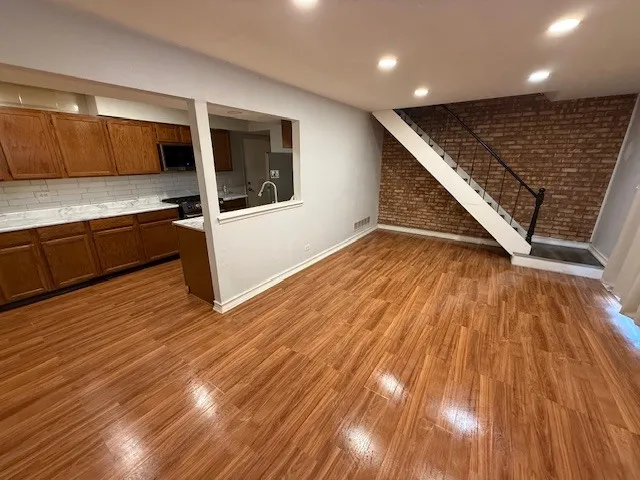 $2,000 | 183 Judith Court, Unit B, Bartlett, IL 60103