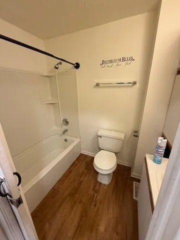 $2,000 | 183 Judith Court, Unit B, Bartlett, IL 60103