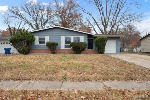 $244,000 | 1265 Central Parkway, Florissant, MO 63031