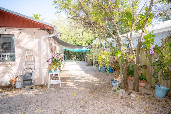 a view of outdoor space yard and patio
