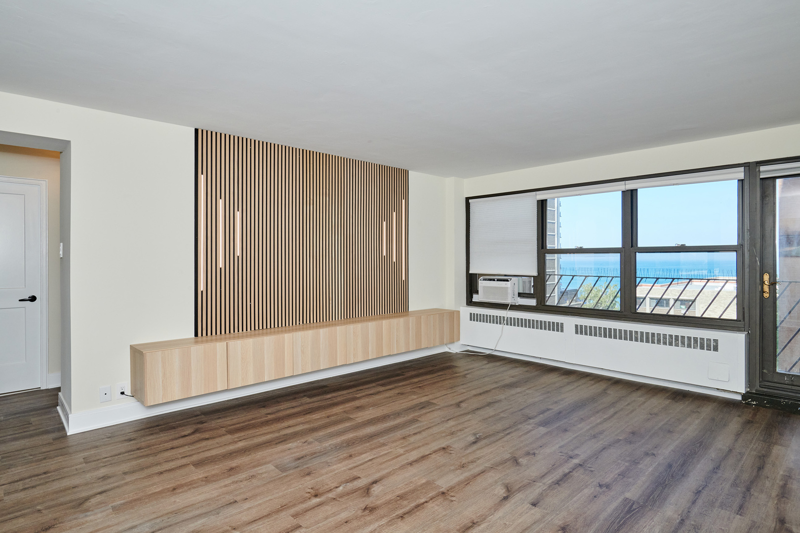 6118 North Sheridan Road, Unit 707 Chicago, IL 60660 - Photo 5 of 23