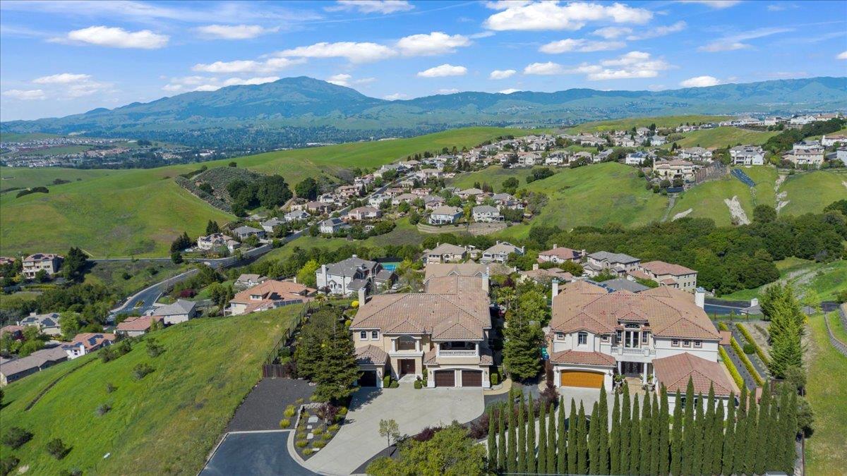 953 Winsford Court San Ramon, CA 94583 - Photo 2 of 73