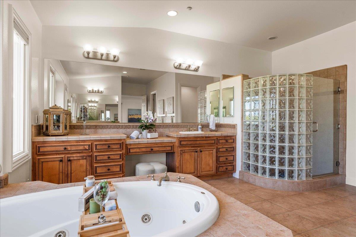 953 Winsford Court San Ramon, CA 94583 - Photo 44 of 73 a large bathroom with a large tub sink and shower
