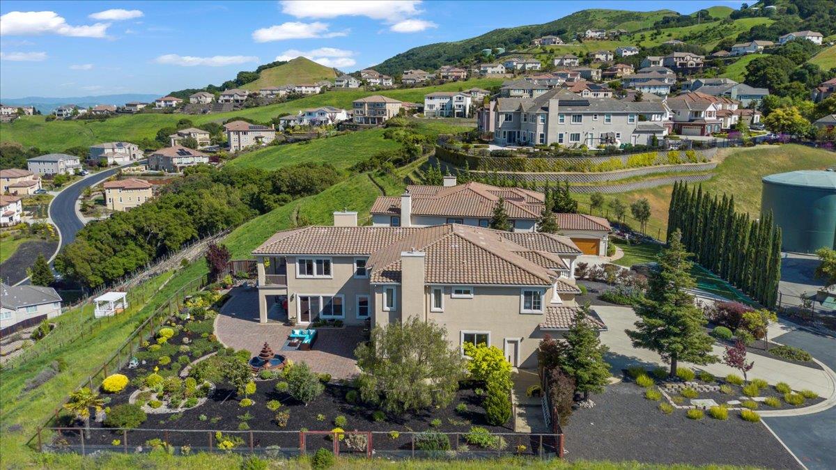 953 Winsford Court San Ramon, CA 94583 - Photo 65 of 73 an aerial view of a house with a lake view