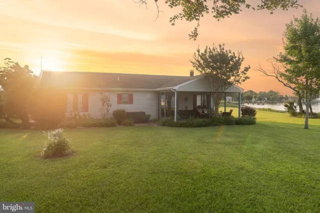 $930,000 | 2554 Hoopers Island Road, Fishing Creek, MD 21634