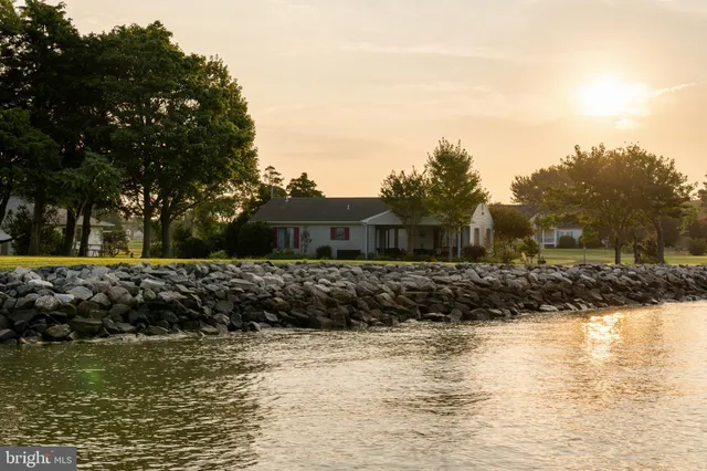 $930,000 | 2554 Hoopers Island Road, Fishing Creek, MD 21634