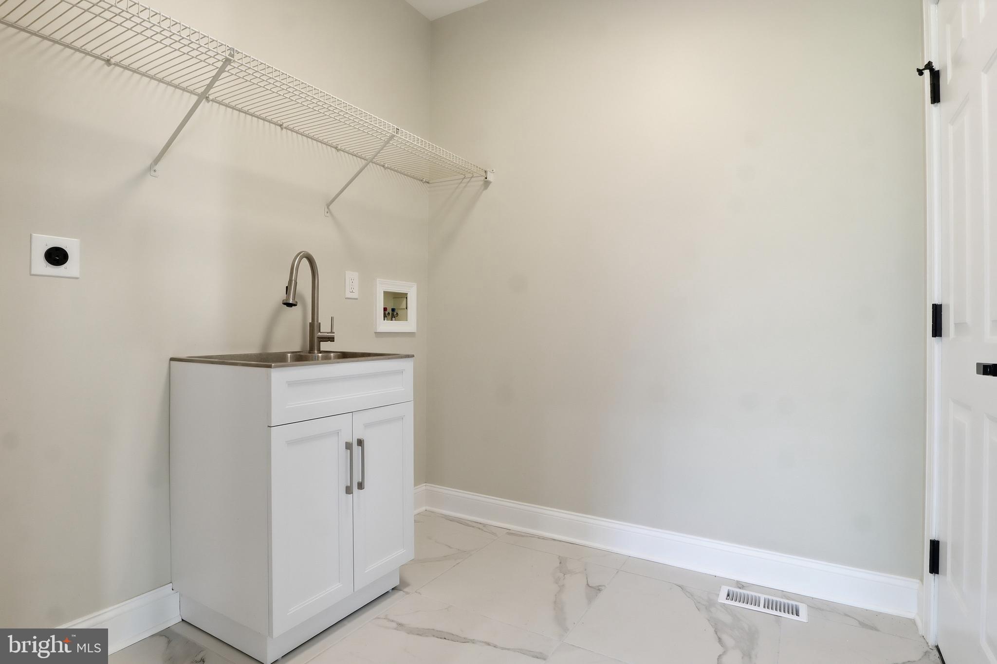 7 Beverly Court Carlisle, PA 17015 - Photo 39 of 117