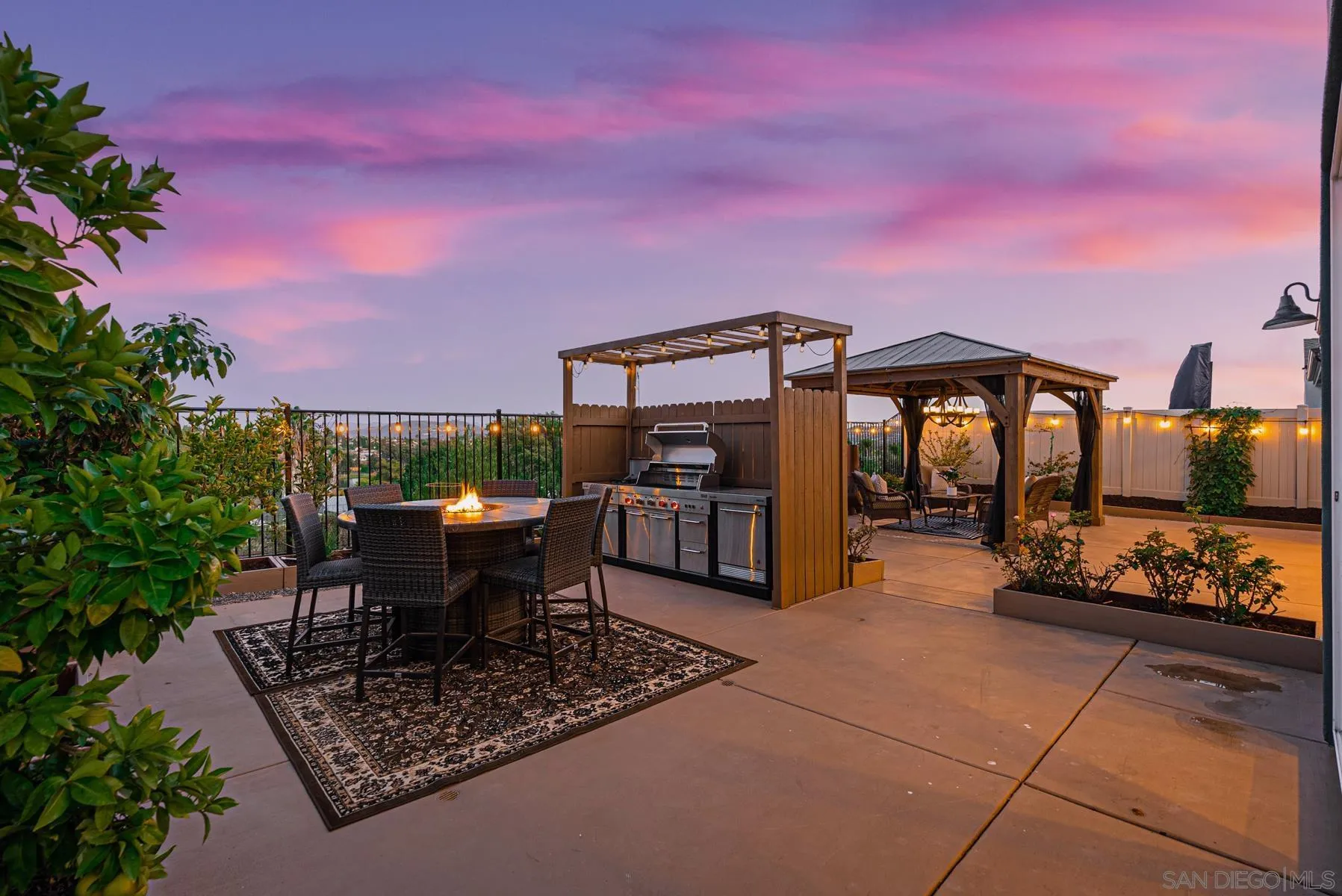 8855 Weston Road Santee, CA 92071 - Photo 31 of 36 a view of a terrace with sitting area