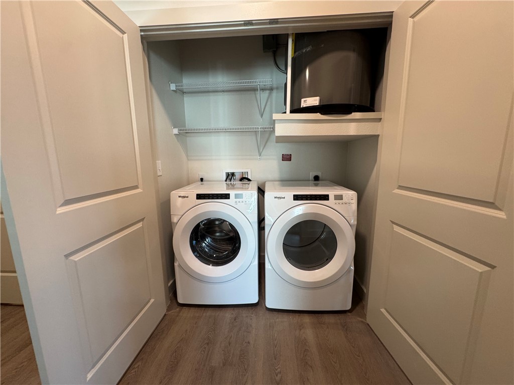 6000 Jones Road, Unit 4207 Bryan, TX 77807 - Photo 18 of 20 a utility room with dryer and washer