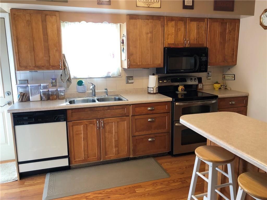 11392 North Division Road Fountaintown, IN 46130 - Photo 5 of 19