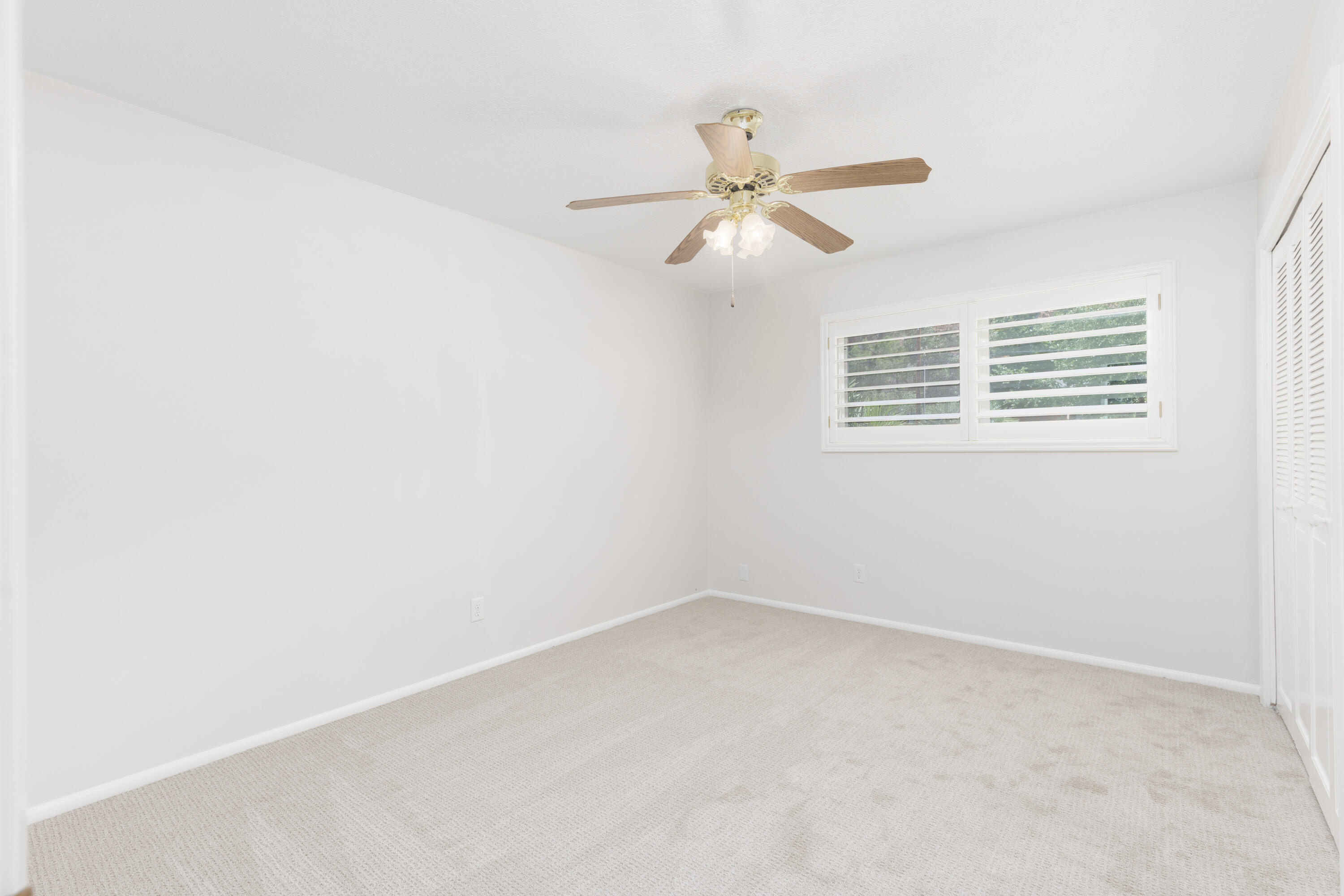 539 Diagonal Street St. George, UT 84770 - Photo 28 of 40 29 - Bedroom 5
