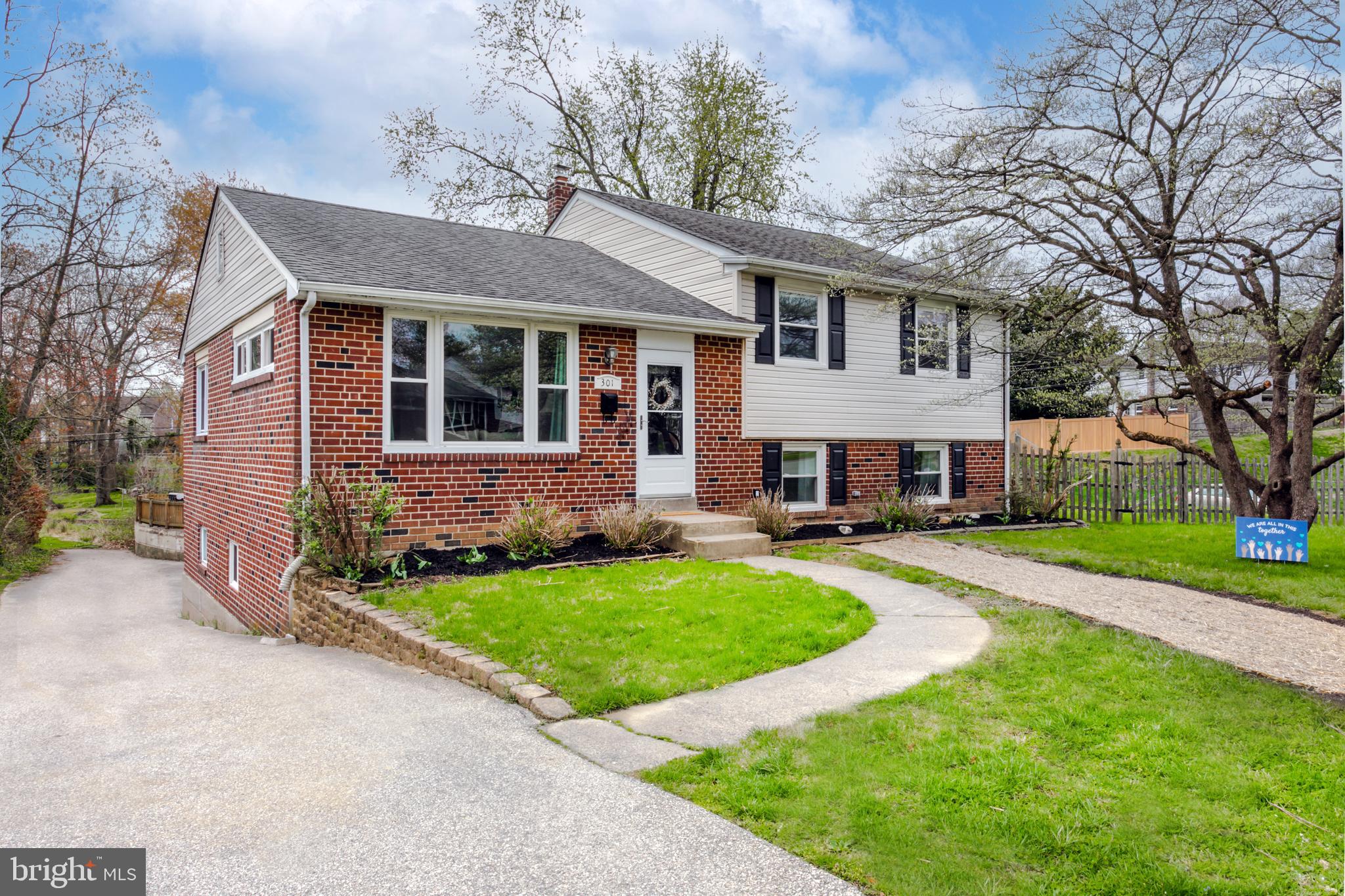 301 Rittenhouse Circle Havertown, PA 19083 - Photo 1 of 35