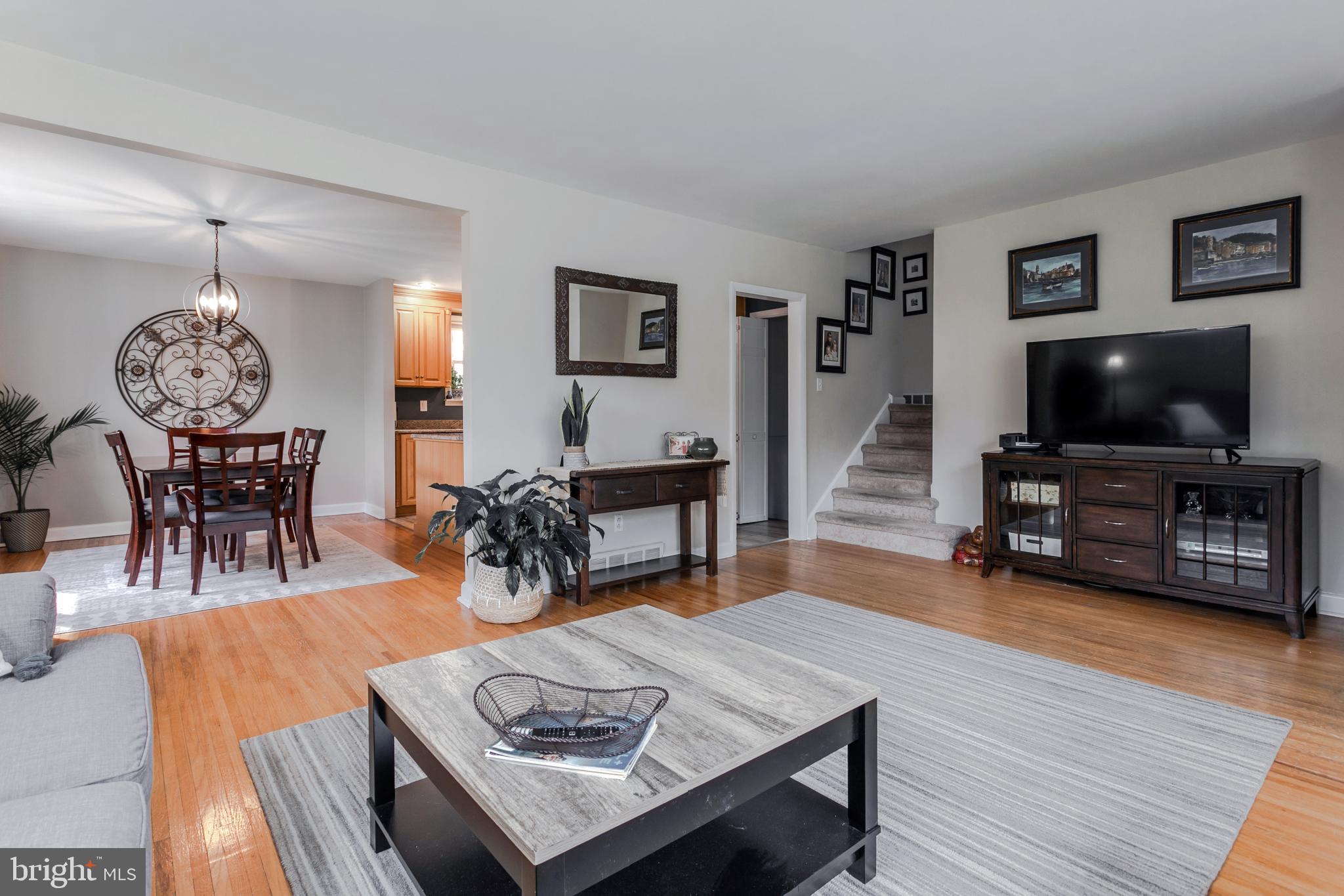 301 Rittenhouse Circle Havertown, PA 19083 - Photo 7 of 35