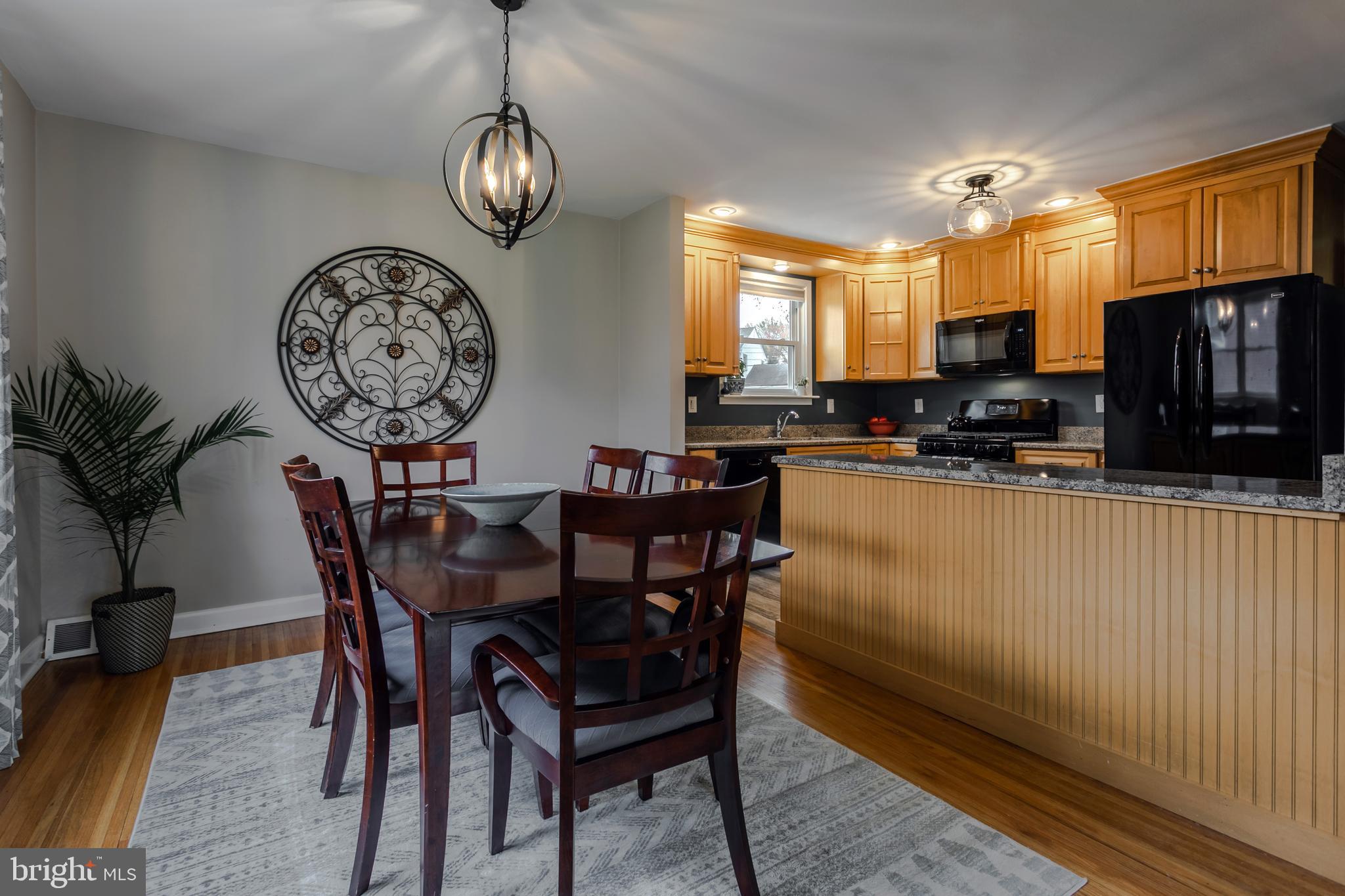 301 Rittenhouse Circle Havertown, PA 19083 - Photo 9 of 35