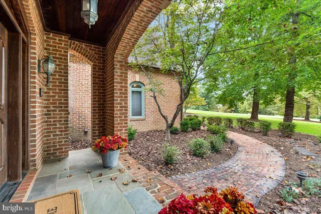 $1,675,000 | 5948 White Flint Drive, Frederick, MD 21702