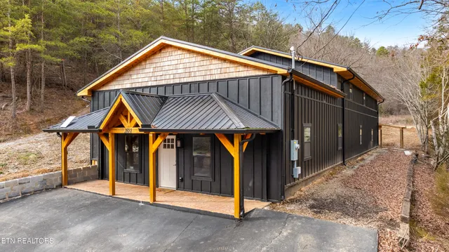 $799,000 | 2881 Caughron Mountain Road, Sevierville, TN 37876