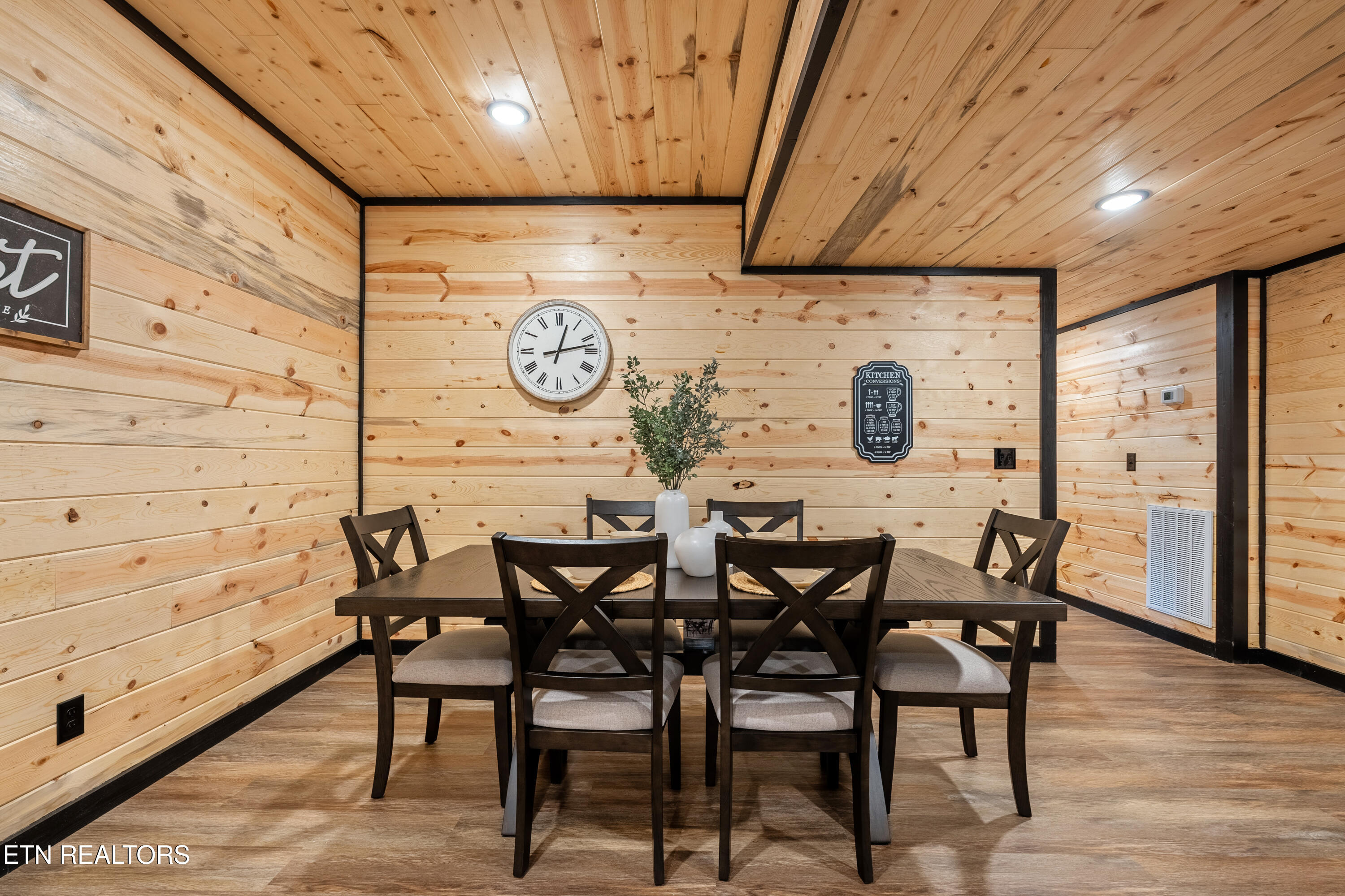 2881 Caughron Mountain Road Sevierville, TN 37876 - Photo 18 of 56 DSC03245-HDR