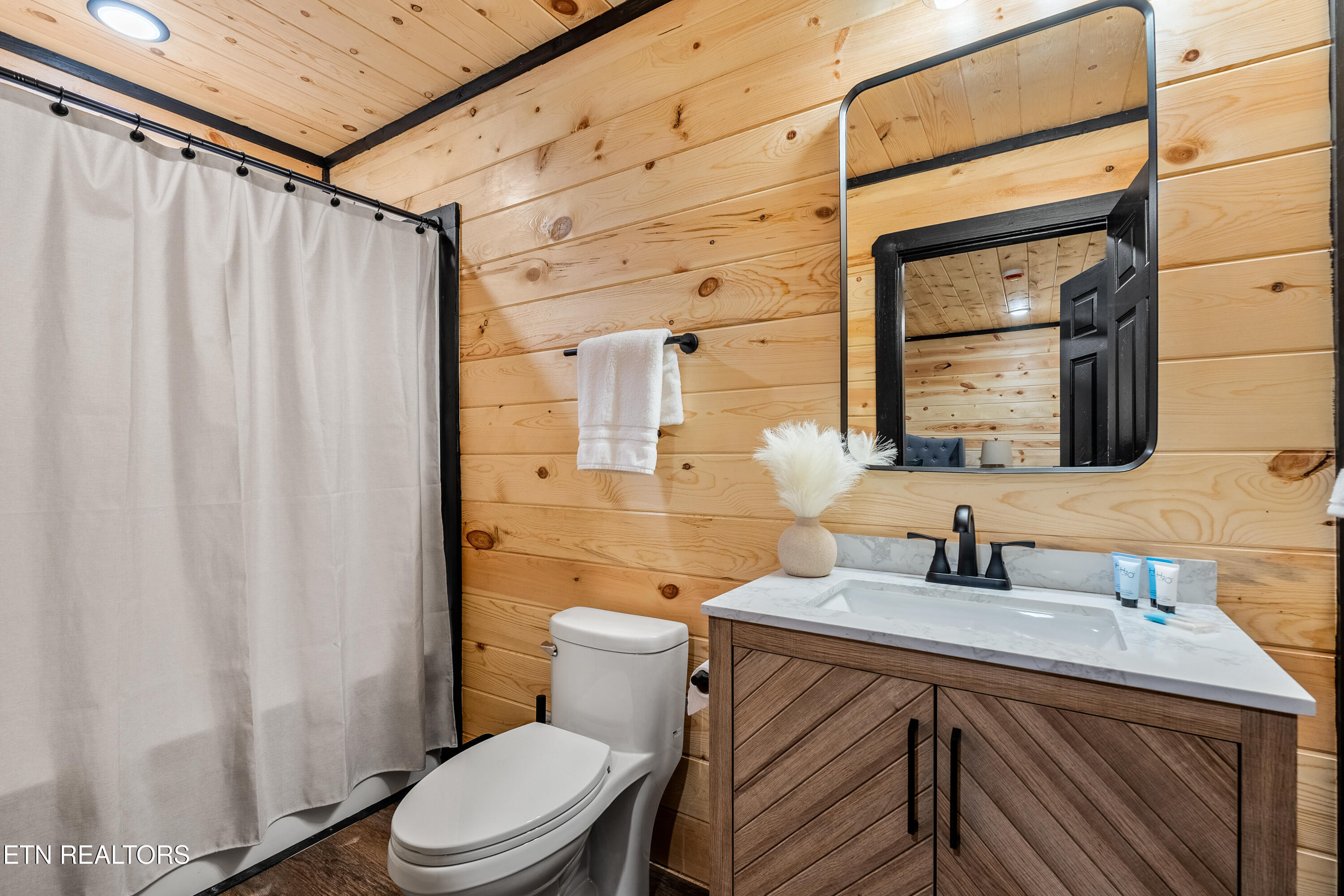 2881 Caughron Mountain Road Sevierville, TN 37876 - Photo 25 of 56 DSC03315-HDR