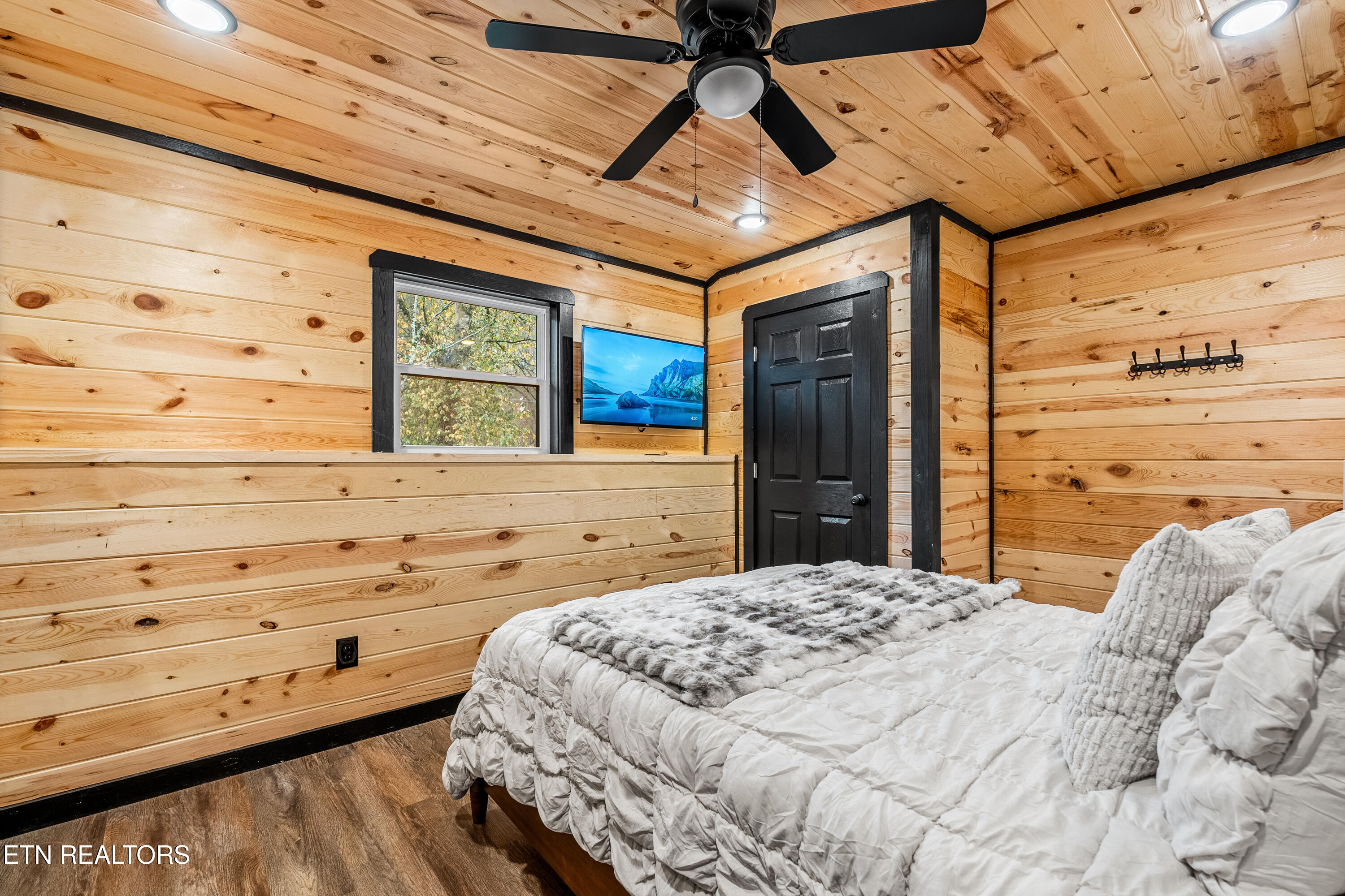 2881 Caughron Mountain Road Sevierville, TN 37876 - Photo 29 of 56 DSC03335-HDR