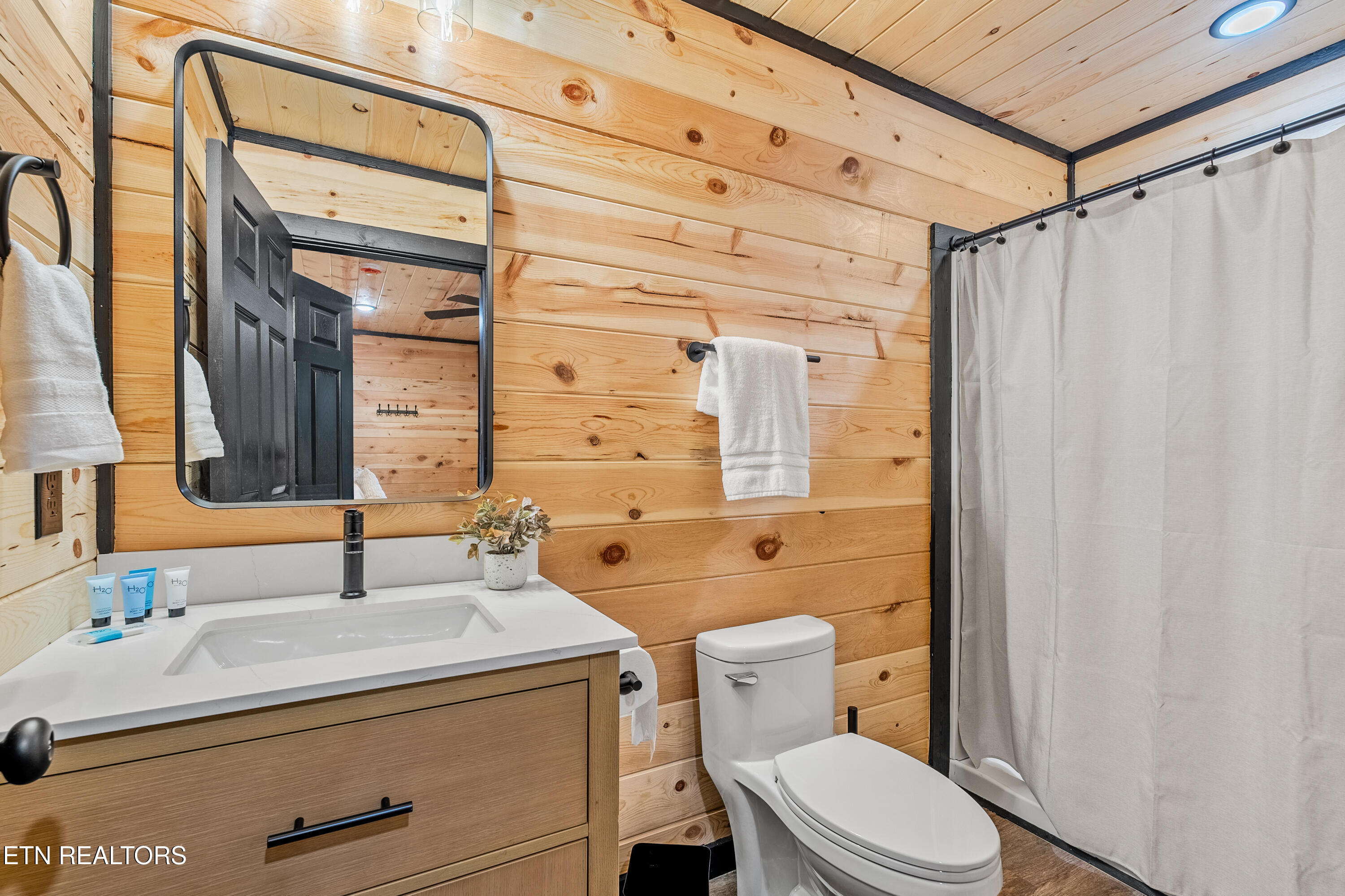 2881 Caughron Mountain Road Sevierville, TN 37876 - Photo 31 of 56 DSC03345-HDR