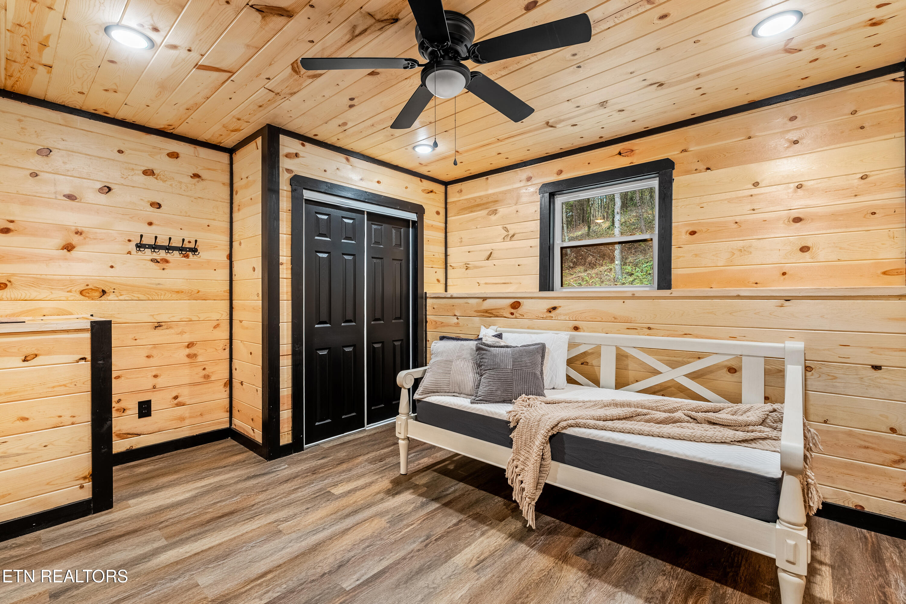 2881 Caughron Mountain Road Sevierville, TN 37876 - Photo 32 of 56 DSC03350-HDR