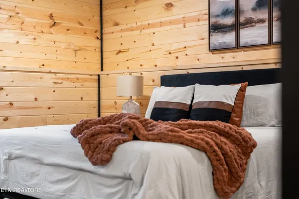 $750,000 | 2881 Caughron Mountain Road, Sevierville, TN 37876