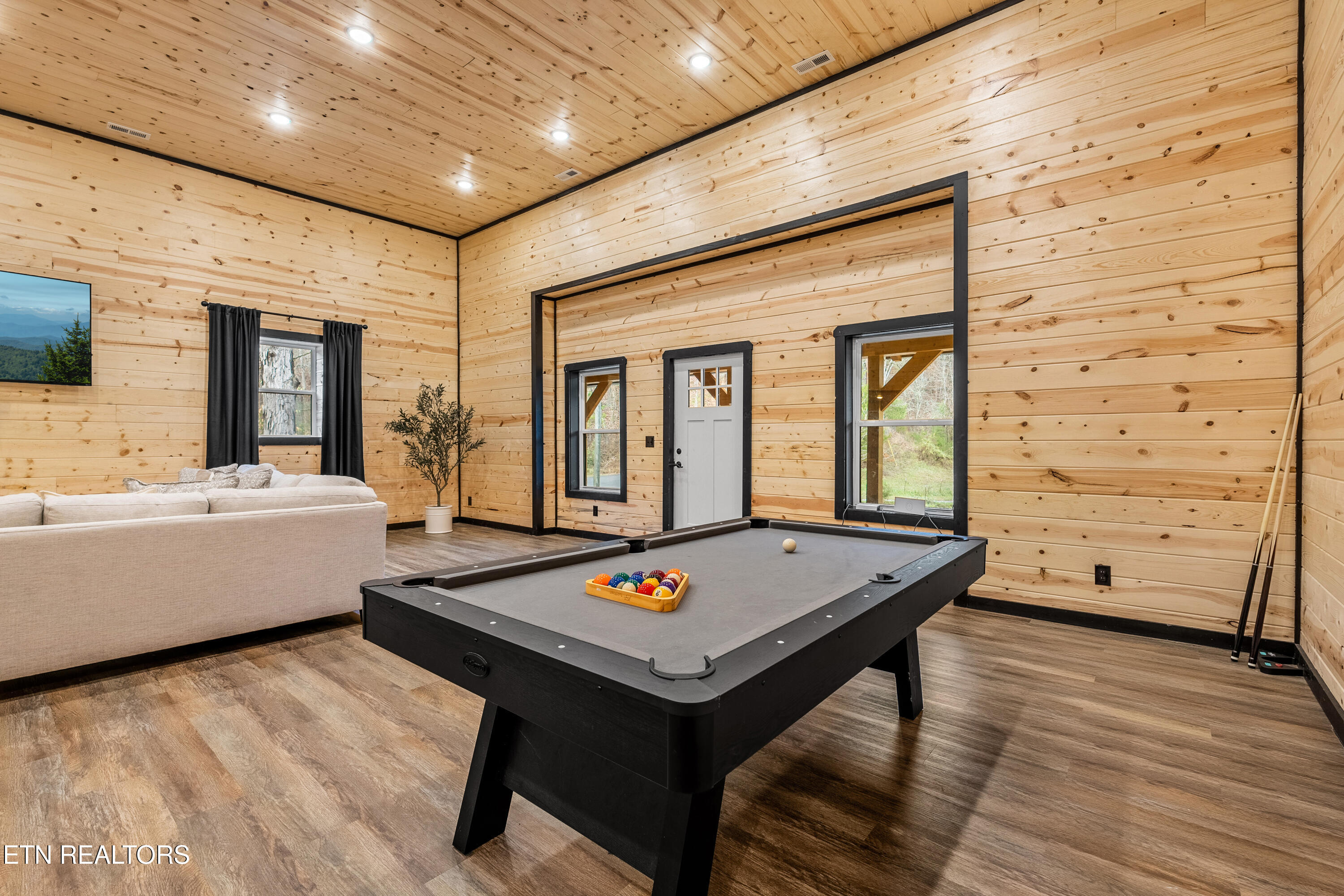 2881 Caughron Mountain Road Sevierville, TN 37876 - Photo 6 of 57 DSC03155-HDR