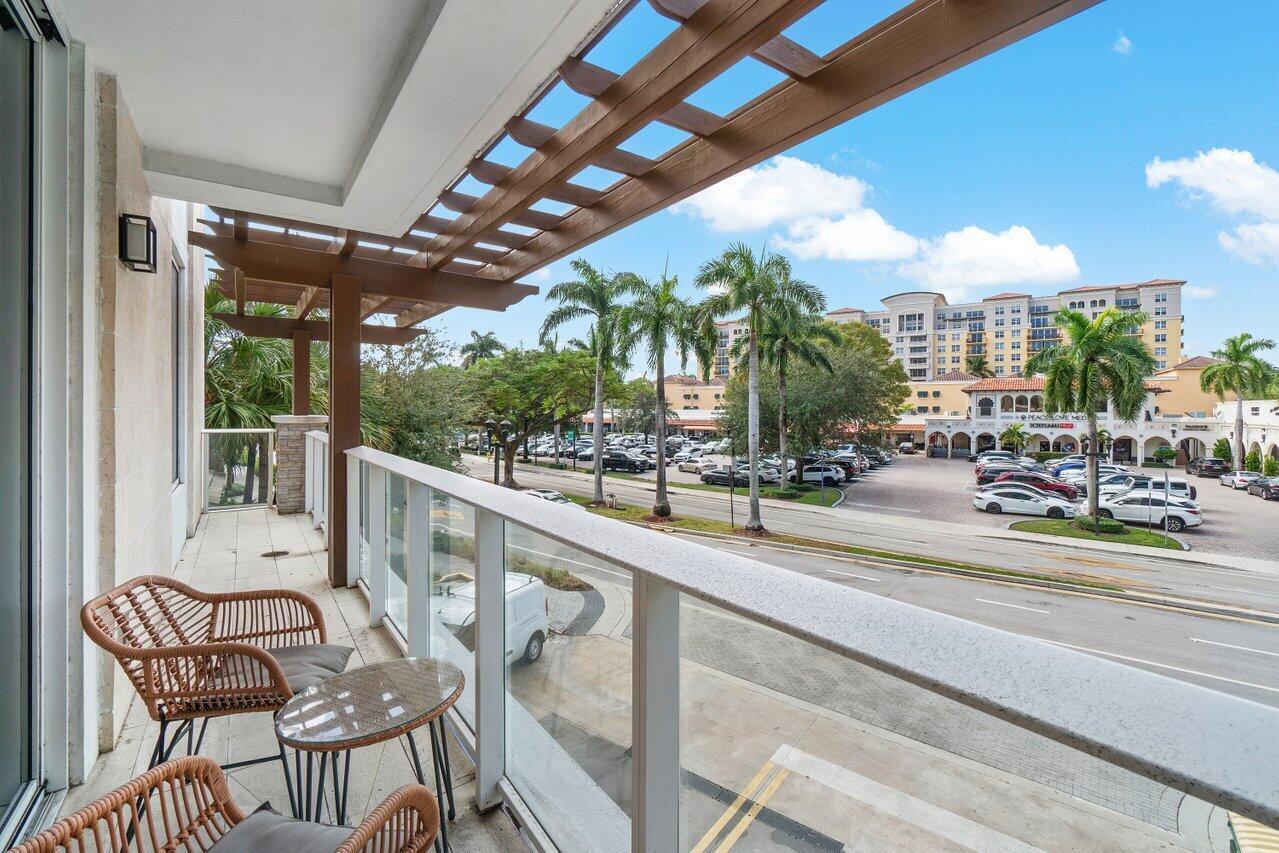 200 Southeast Mizner Boulevard, Unit 211 Boca Raton, FL 33432 - Photo 29 of 67 Balcony 2
