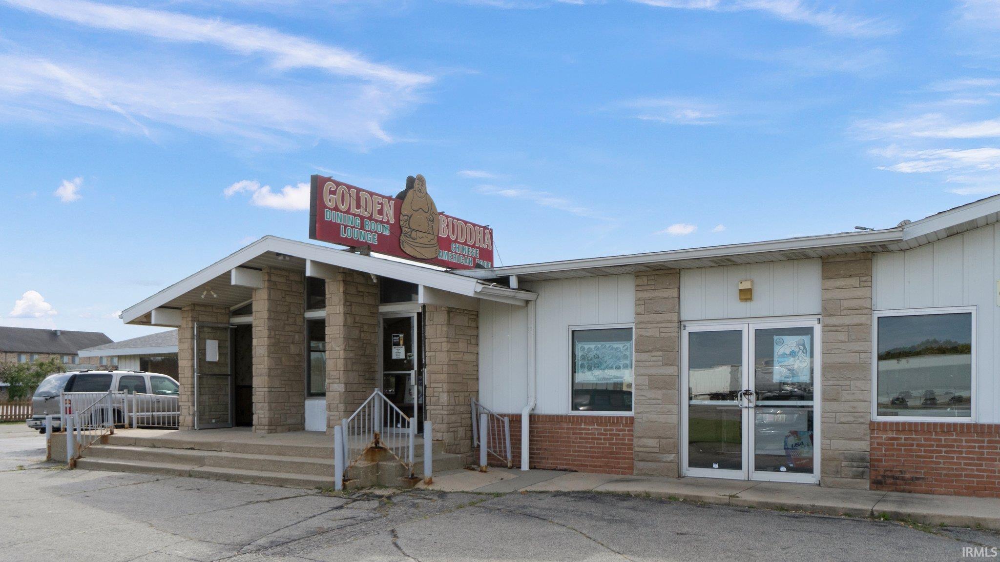 10 West 815 North Howe, IN 46746 - Photo 4 of 20