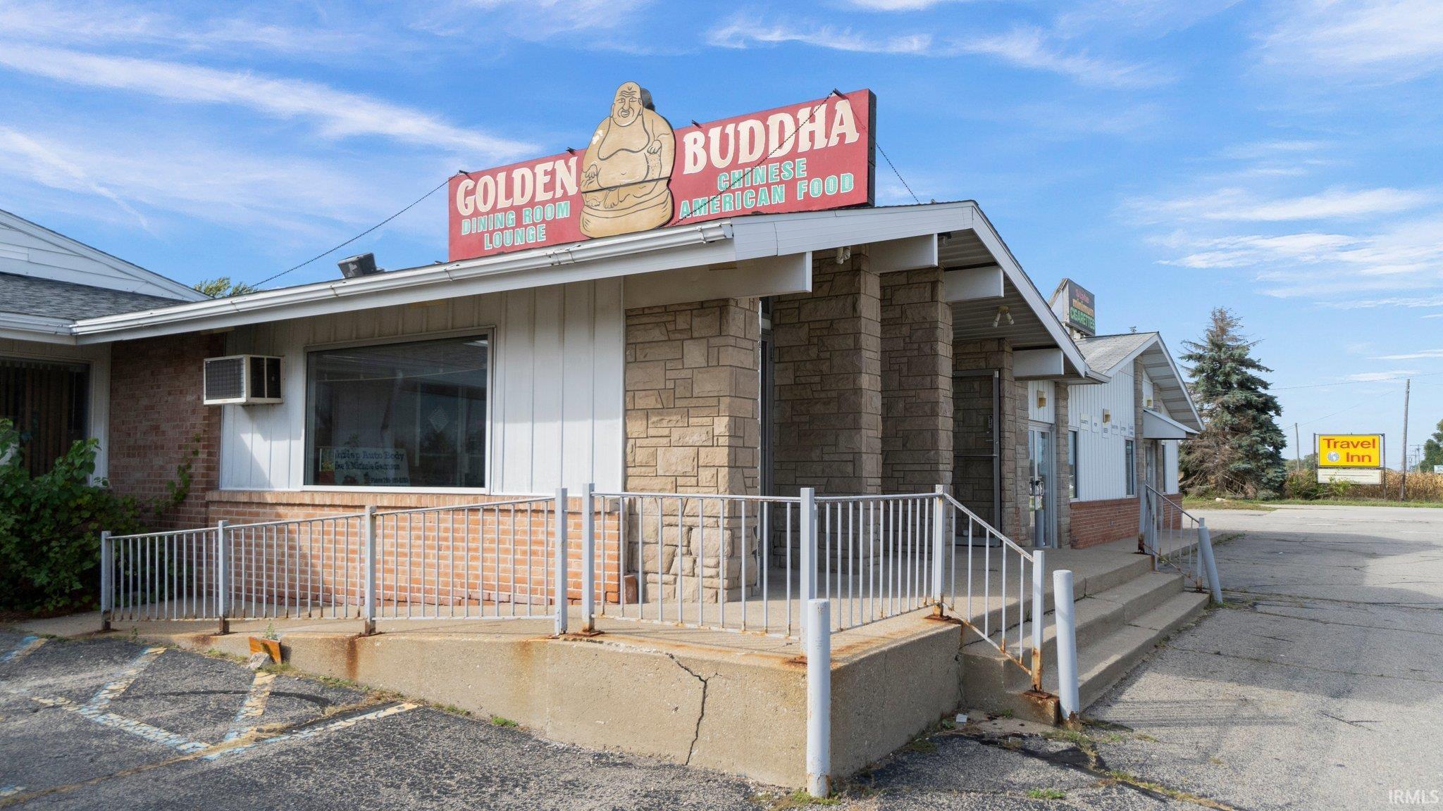 10 West 815 North Howe, IN 46746 - Photo 5 of 20