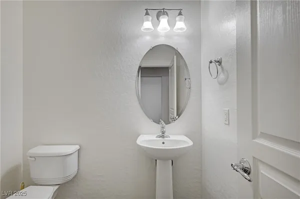 $609,998 | 6620 Gray Juniper Avenue, Las Vegas, NV 89130