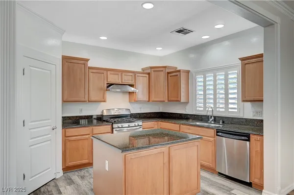 $609,998 | 6620 Gray Juniper Avenue, Las Vegas, NV 89130