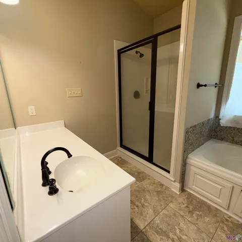 $369,900 | 38082 Timber Trace Court, Prairieville, LA 70769