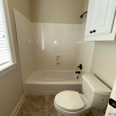 $369,900 | 38082 Timber Trace Court, Prairieville, LA 70769