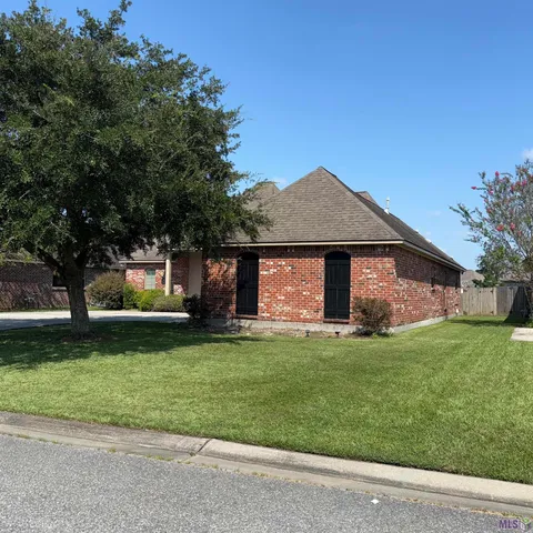 $369,900 | 38082 Timber Trace Court, Prairieville, LA 70769