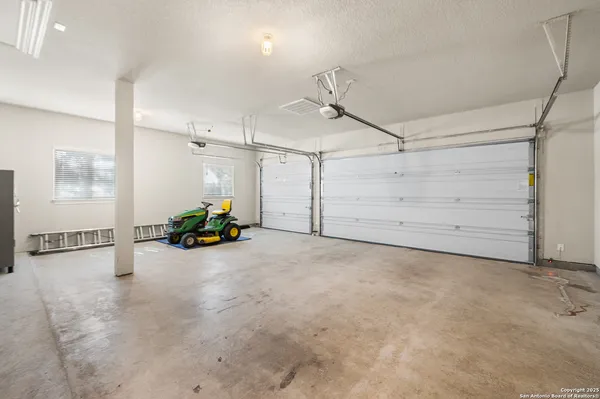 $775,000 | 663 Private Road 1712, Mico, TX 78056