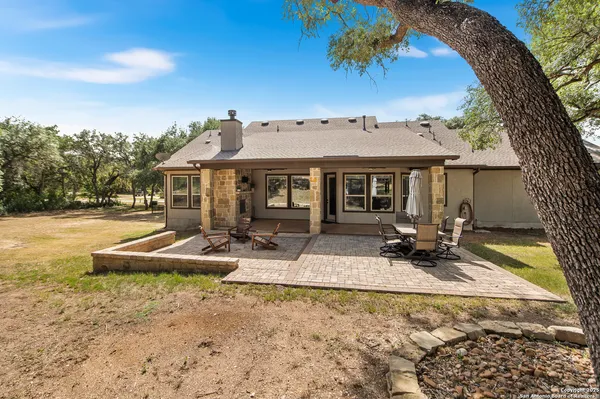 $775,000 | 663 Private Road 1712, Mico, TX 78056