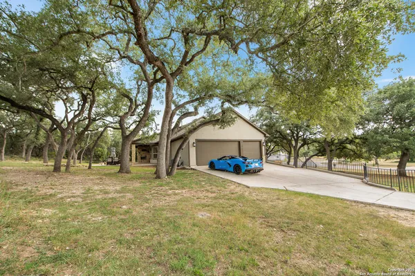$775,000 | 663 Private Road 1712, Mico, TX 78056