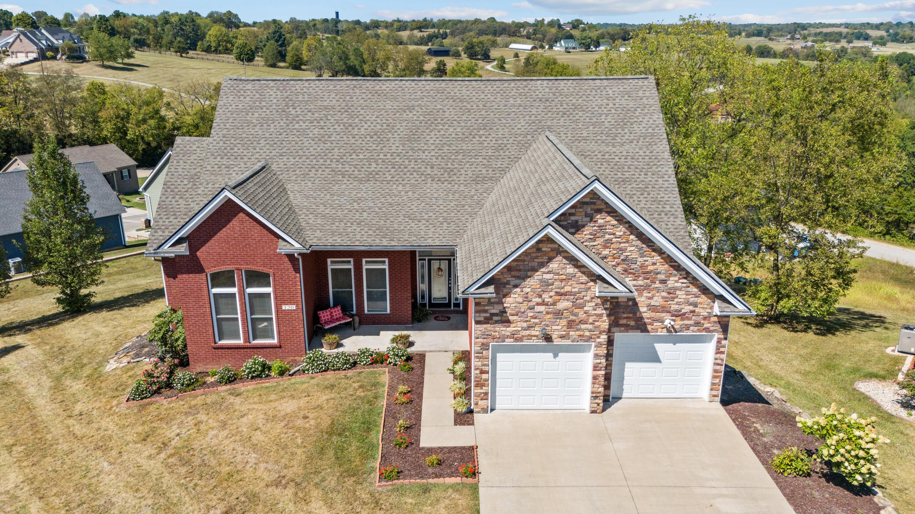 120 North N Ridge Frankfort, KY 40601 - Photo 2 of 49 DJI_20240911140436_0051_D