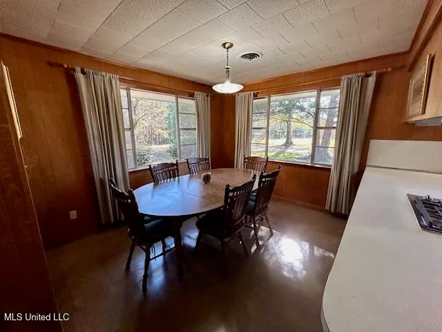 $237,000 | 1091 Moaks Creek Road, Summit, MS 39666