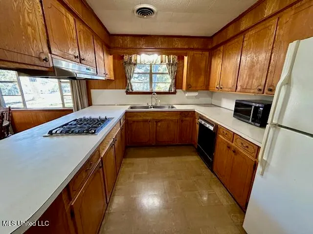 $237,000 | 1091 Moaks Creek Road, Summit, MS 39666